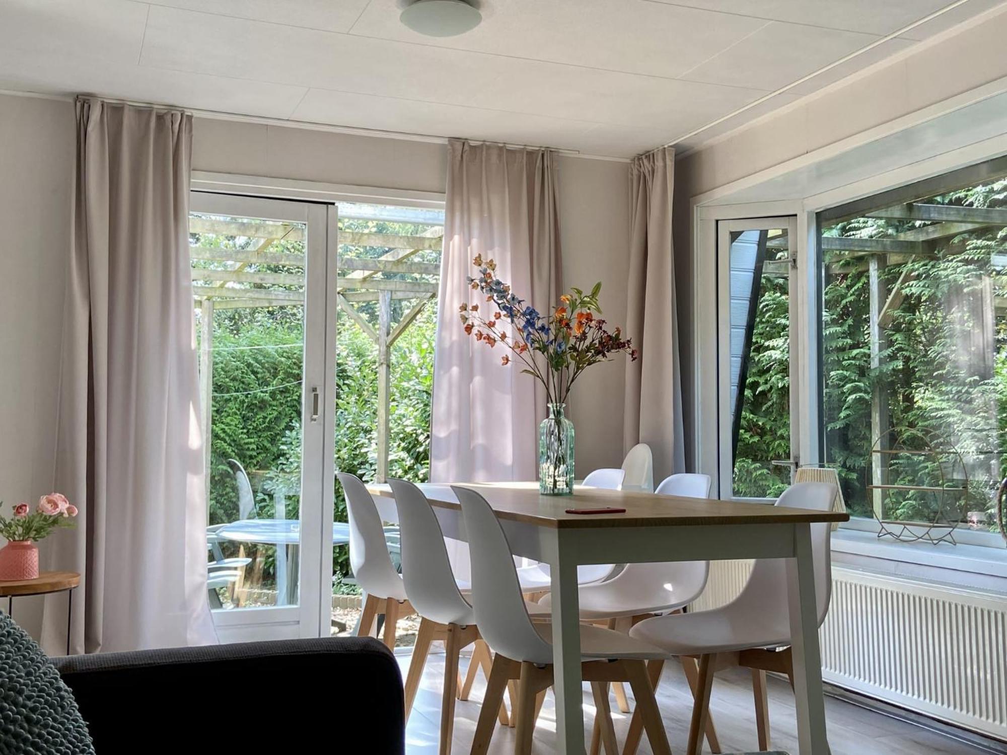 Veluwe Vakanties Chalets With Private Barrel Sauna - With Pool Bar And Restaurant Facilities In The Veluwe National Park Putten Zewnętrze zdjęcie