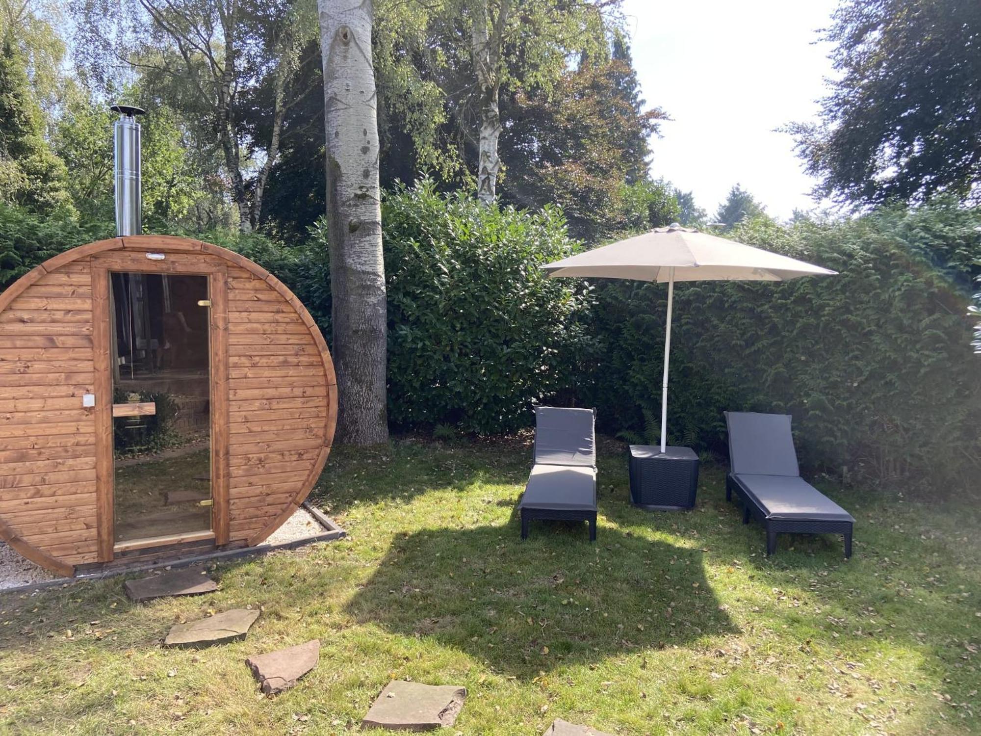 Veluwe Vakanties Chalets With Private Barrel Sauna - With Pool Bar And Restaurant Facilities In The Veluwe National Park Putten Zewnętrze zdjęcie
